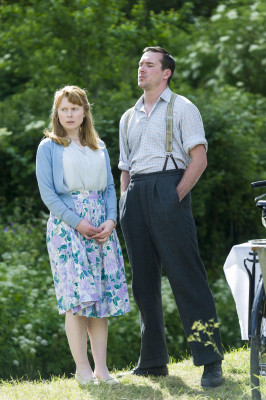 Barry Sloane  pic #1220109