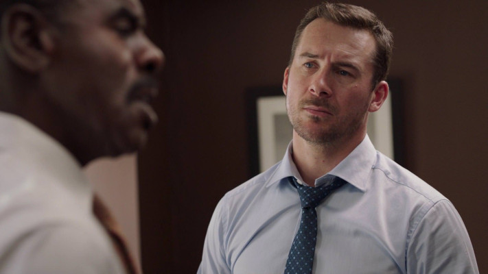 Barry Sloane  pic #1280098