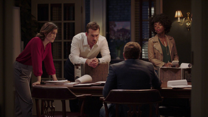 Barry Sloane  pic #1280107