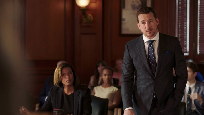 Barry Sloane  pic #1280119