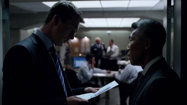 Barry Sloane  pic #1282028