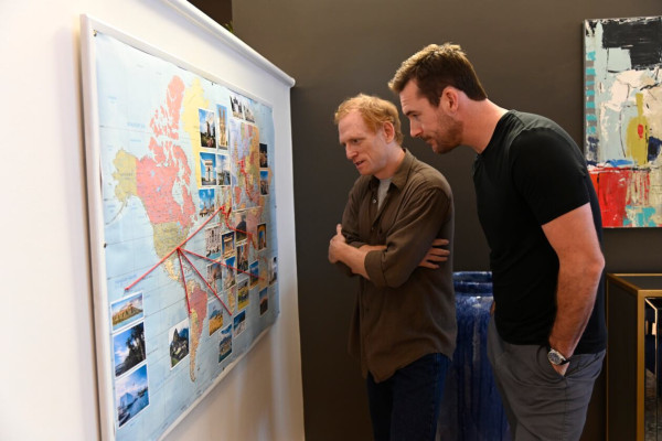 Barry Sloane  pic #1268679