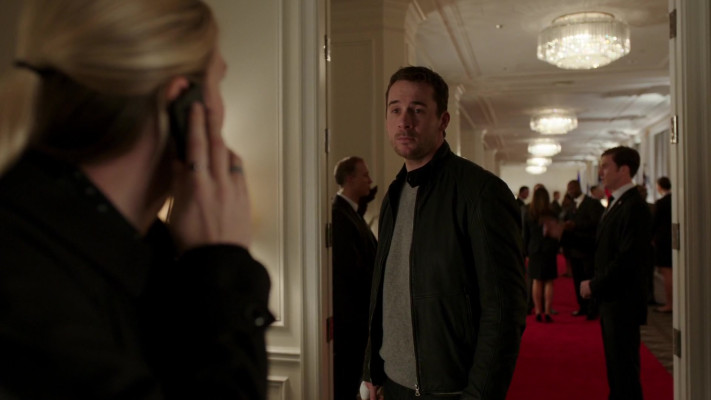 Barry Sloane  pic #1274516