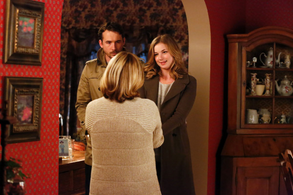 Barry Sloane  pic #1199192