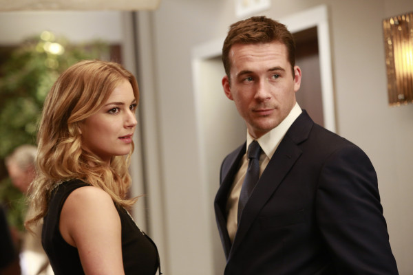 Barry Sloane  pic #1200827