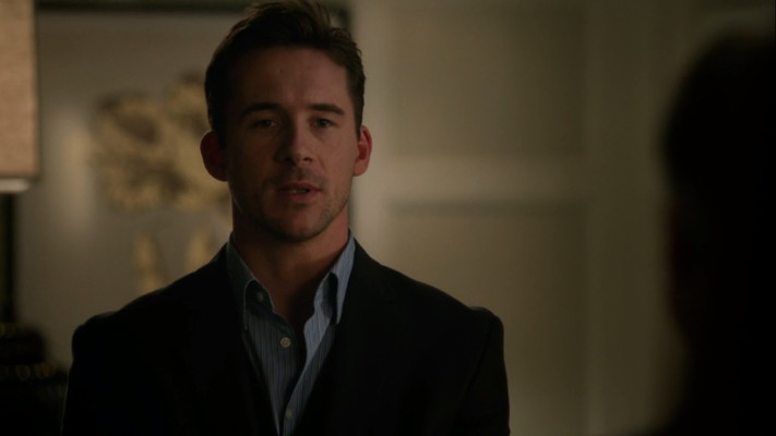 Barry Sloane  pic #1202181