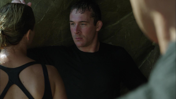 Barry Sloane  pic #1206045