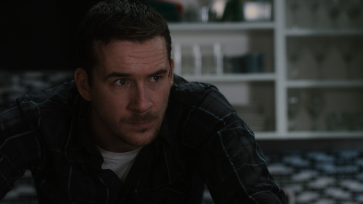 Barry Sloane  pic #1212584