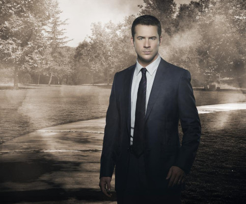 Barry Sloane  pic #1197169