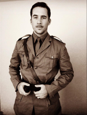 Barry Sloane  pic #1267550