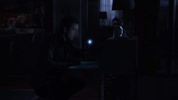 Barry Sloane  pic #1217696