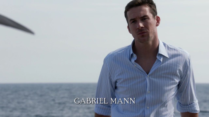 Barry Sloane  pic #1217691