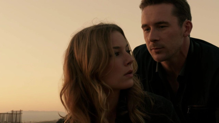 Barry Sloane  pic #1231652