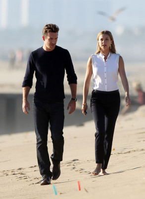 Barry Sloane  pic #1265846