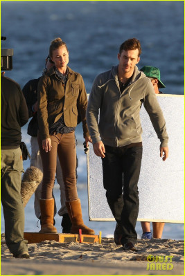 Barry Sloane  pic #1241989