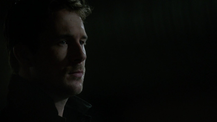 Barry Sloane  pic #1210113