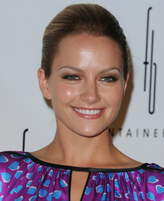 photo 7 in Becki Newton gallery [id473536] 2012-04-10 00:00:00