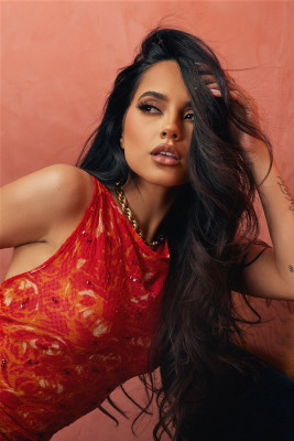 Becky G  pic #1342218