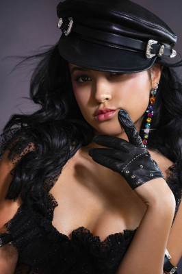 Becky G  pic #1044282