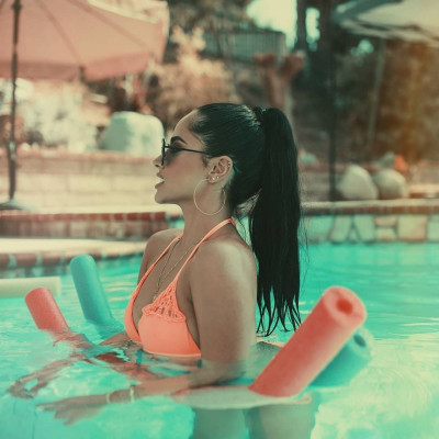 Becky G  pic #1056155