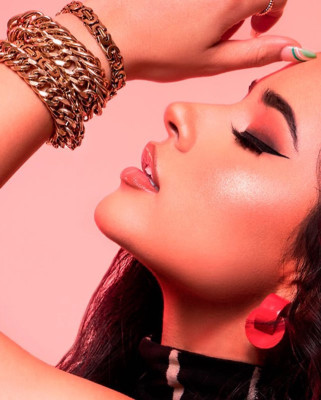 Becky G  pic #1300420