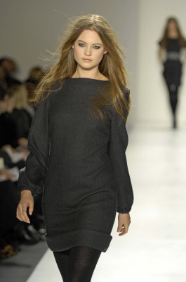 Behati Prinsloo pic #263008