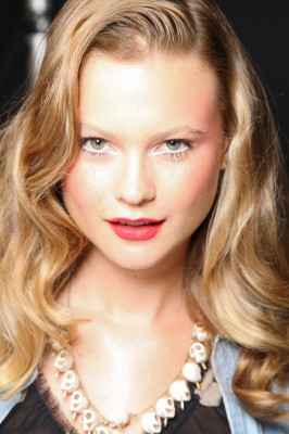 Behati Prinsloo pic #406589