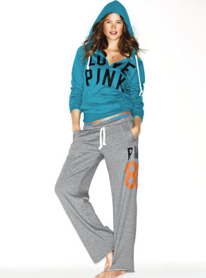Behati Prinsloo pic #401157
