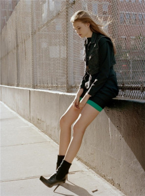 Behati Prinsloo pic #181878