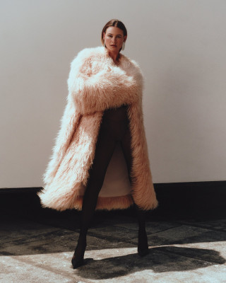 Behati Prinsloo pic #1361450