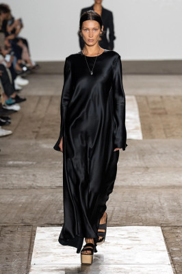 photo 26 in Hadid gallery [id1312223] 2022-10-26 00:00:00