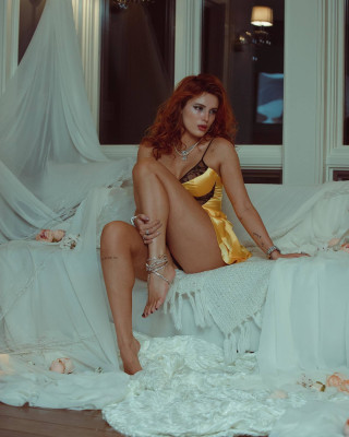 Bella Thorne pic #1283763