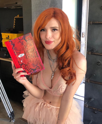 Bella Thorne pic #1155453