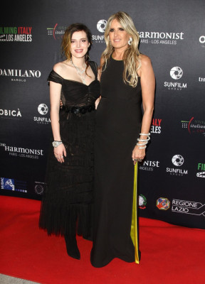 Bella Thorne pic #1103092