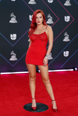 Bella Thorne pic #1283398