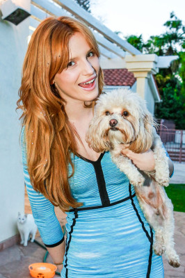 Bella Thorne pic #683782