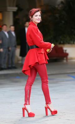 Bella Thorne pic #1021192