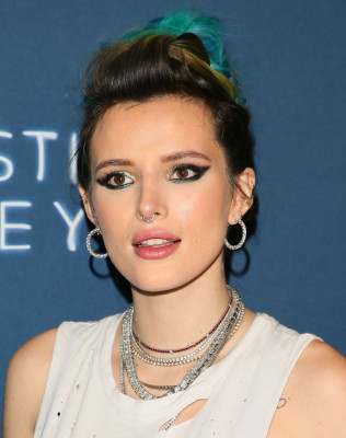 Bella Thorne pic #1072053