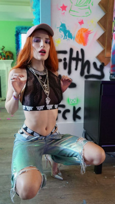 Bella Thorne pic #1060685