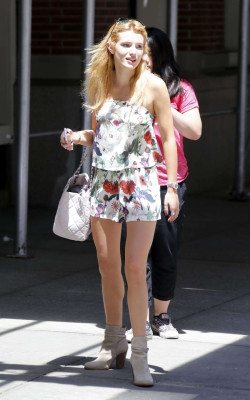 Bella Thorne pic #789967