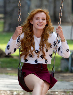 Bella Thorne pic #686444
