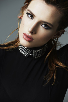 Bella Thorne pic #899725