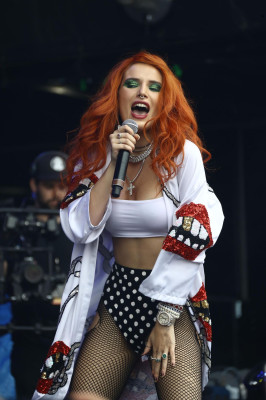 Bella Thorne pic #1059845