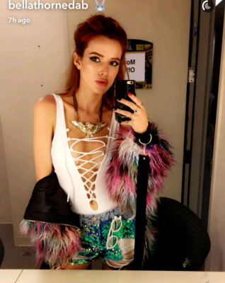 Bella Thorne pic #896736