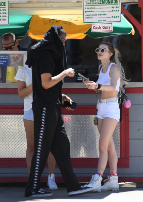 Bella Thorne pic #931798