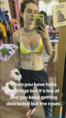 Bella Thorne pic #1041917