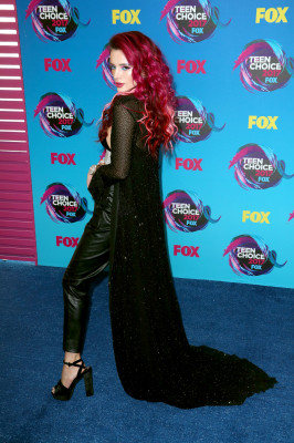 Bella Thorne pic #958318