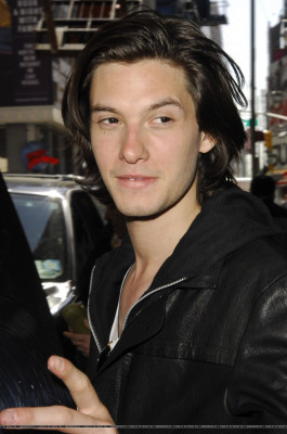 Ben Barnes pic #654573