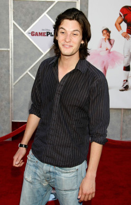 Ben Barnes pic #654018