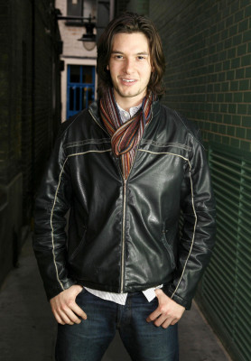 Ben Barnes pic #675064